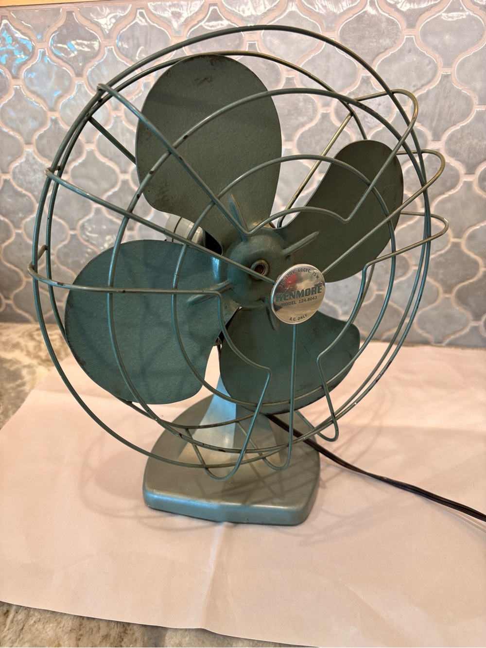 VTG Kenmore Electric Desk Fan Model 124.8043 Oscillating 4-Blade art deco